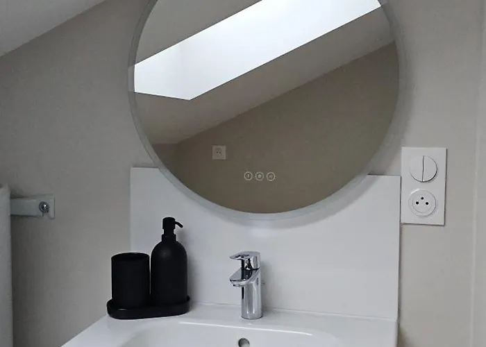 Le Chatenay - - Wifi Gratuit